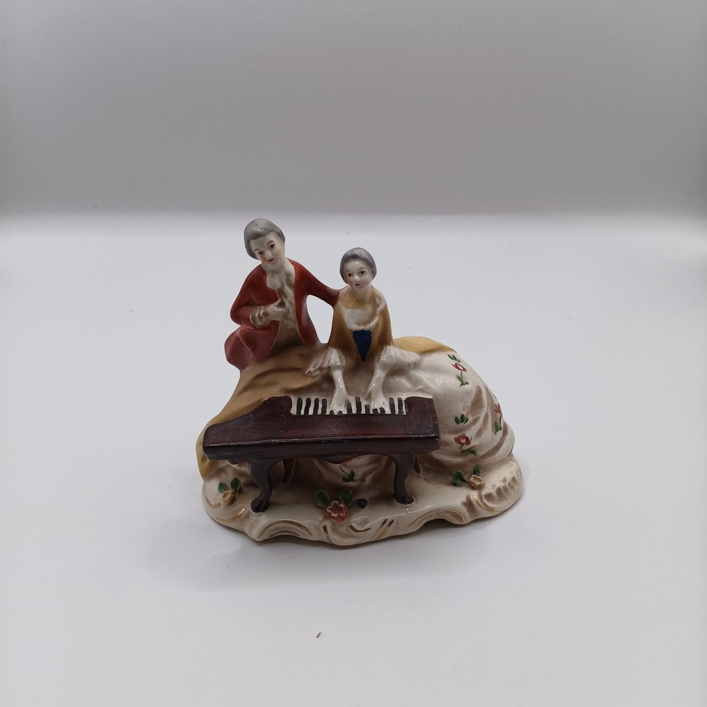 Vintage Porcelain Figurine 18th Century Couple at Piano‎ Hand Painted 3.5 Inch